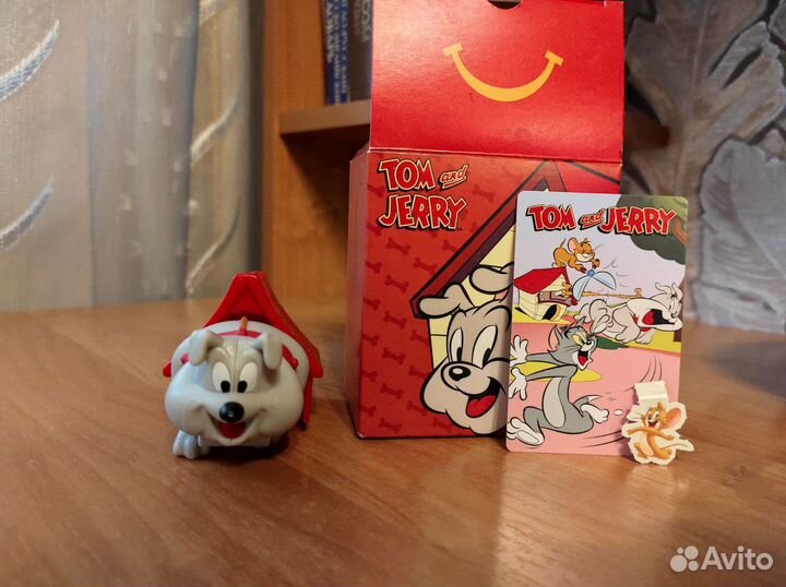 Коллекционные фигурки из McDonald's