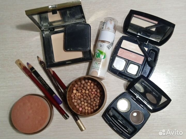 Набор косметики б/у ассортимент 9 предметов