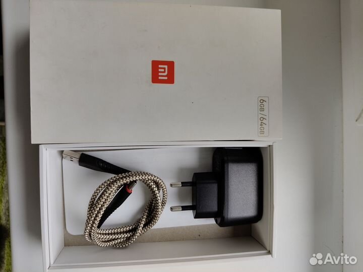 Xiaomi Mi 6, 6/64 ГБ