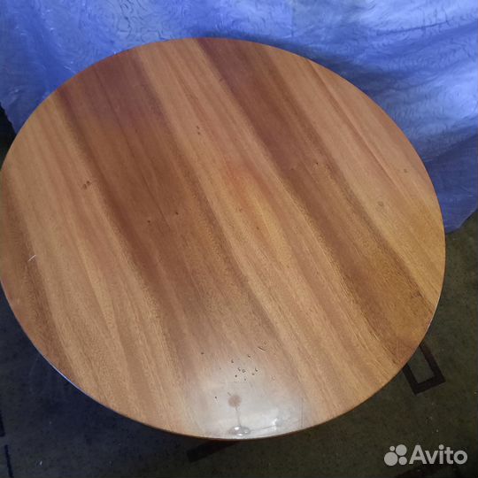 Журнальный столик на колесах бу