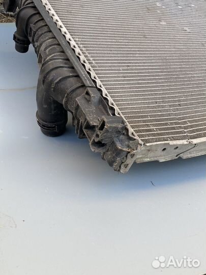 Радиатор BMW X7