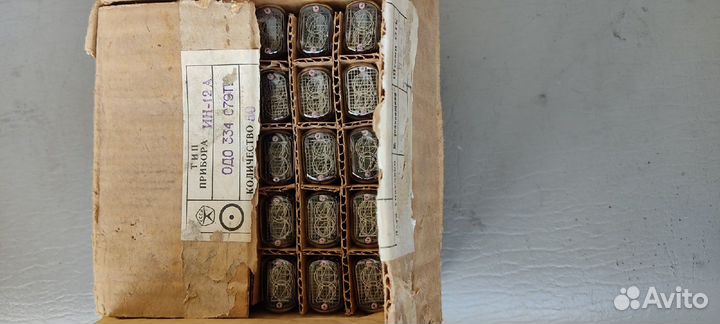 Лампы индикаторные Новые ин-12А 35 шт ин-12Б 6 шт