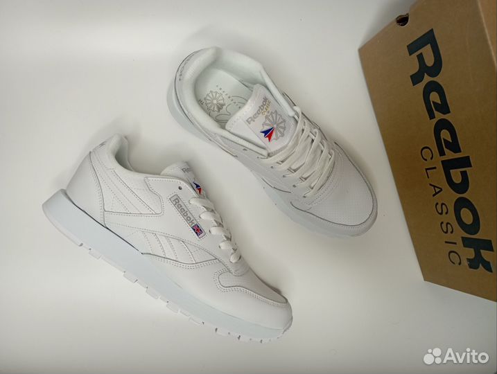 Кроссовки Reebok женские