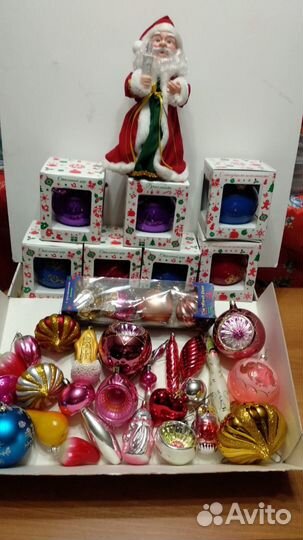 Новогодние ёлки с украшениями