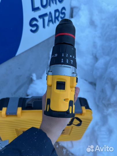 Шуруповерт для ледобура Dewalt