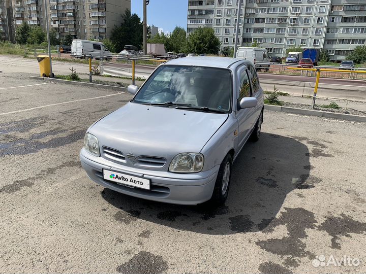 Nissan March 1.0 AT, 2001, 268 000 км