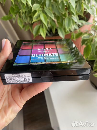 Палетка теней NYX Brights новая