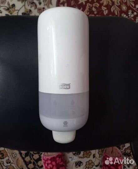 Дозатор для жидкого мыла