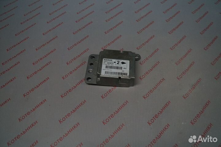 Nissan 98820-AV200 Блок управления SRS