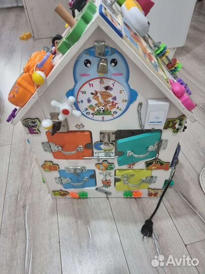 Бизиборд домик большой со светом