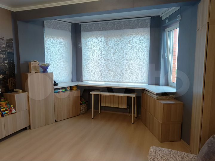 2-к. квартира, 63,7 м², 2/4 эт.