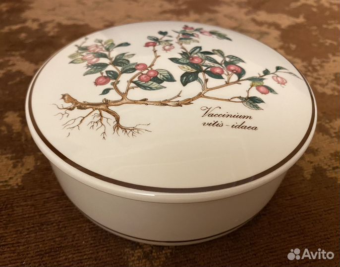 Шкатулка бонбоньерка Villeroy Boch Botanica