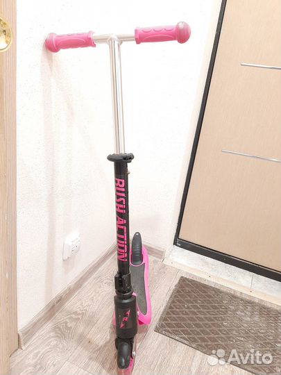 Самокат детский двухколесный для девочки