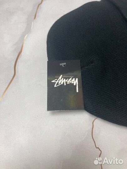 Новая шапка Stussy