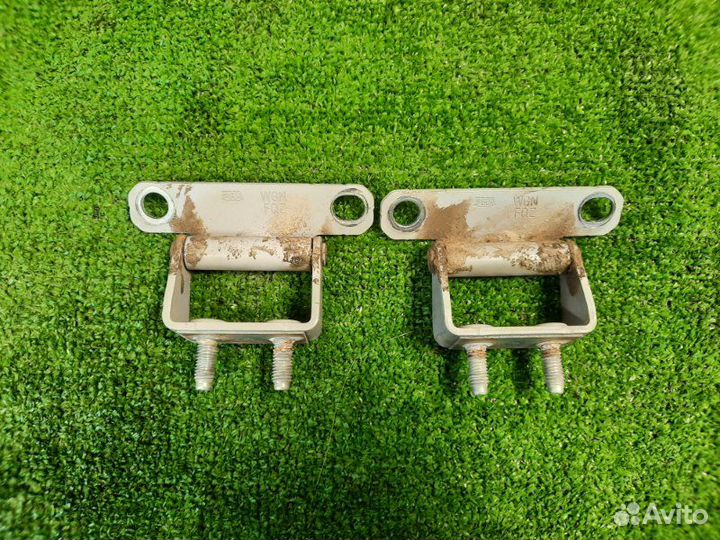 Петли крышки багажника Hyundai Ix35 2.0 G4KD 2011