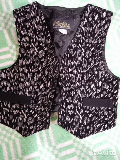 Брюки,рубашка, жилетка