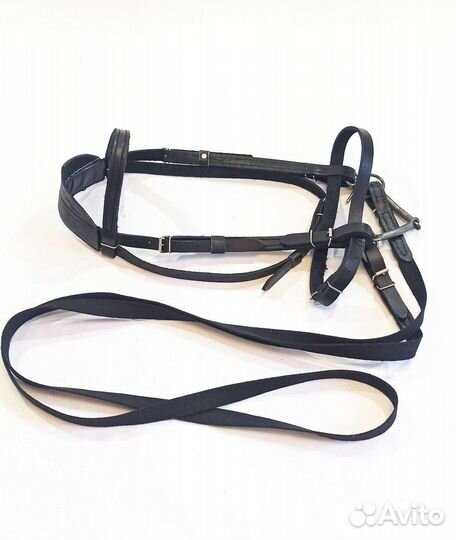 Уздечка. новая кожаная Оголовье + удила + повод