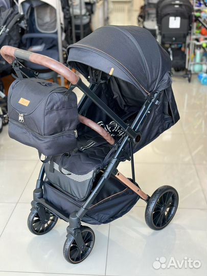 Коляска прогулочная