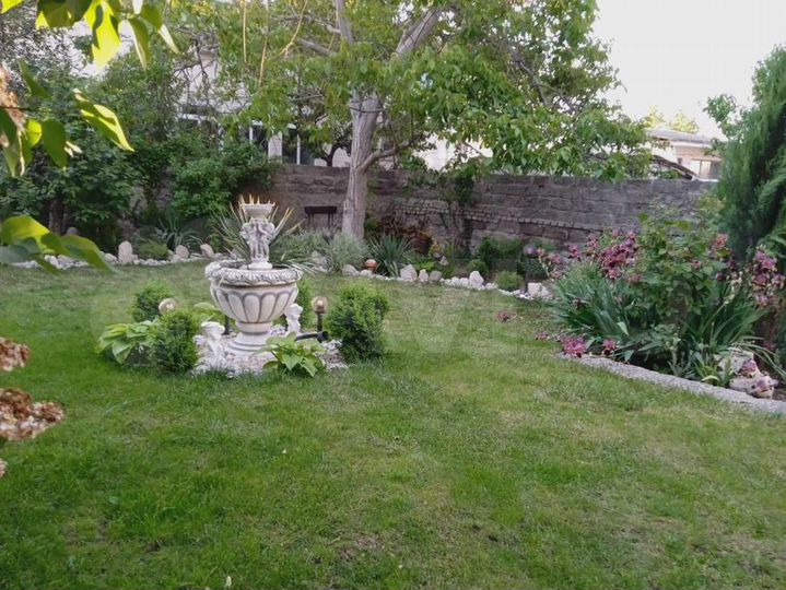 Комната 20 м² в 2-к., 1/1 эт.