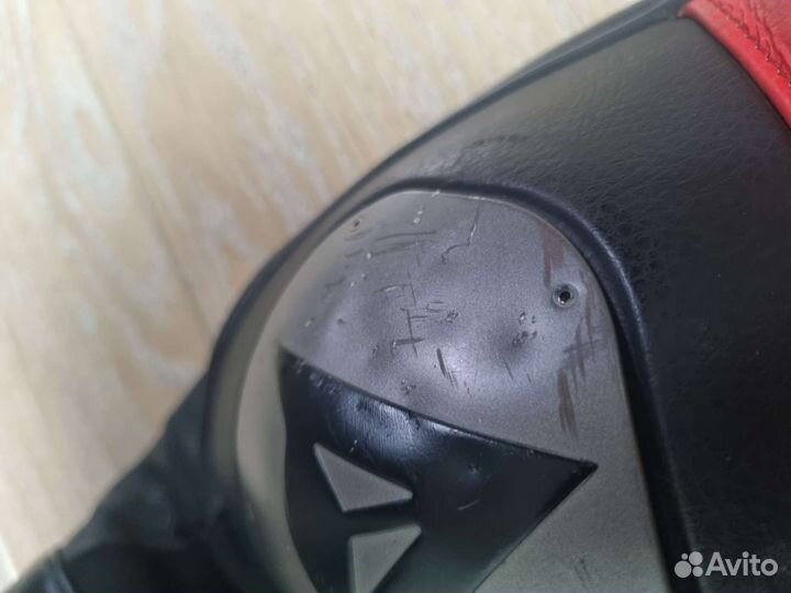 Мотокомбинезон Dainese Racing 3