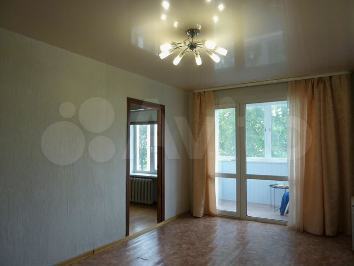 3-к. квартира, 54,4 м², 2/4 эт.