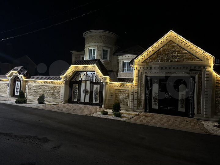 Дом 390 м² на участке 15 сот.