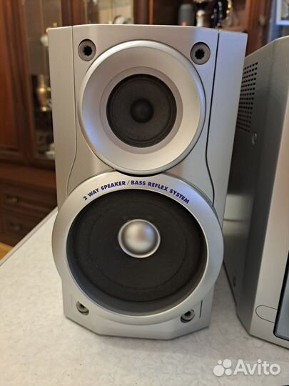 Музыкальный центр panasonic.звук супер