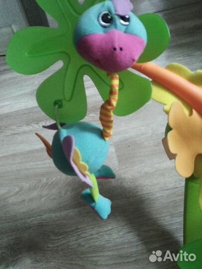 Музыкальная карусель на кроватку Tiny love