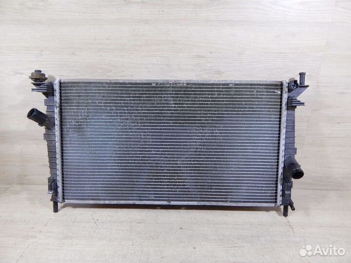Радиатор двигателя Mazda 3 BK