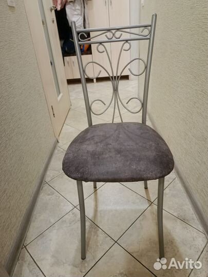 Стулья и табуретки