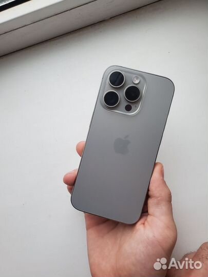 iPhone 15 Pro, 256 ГБ