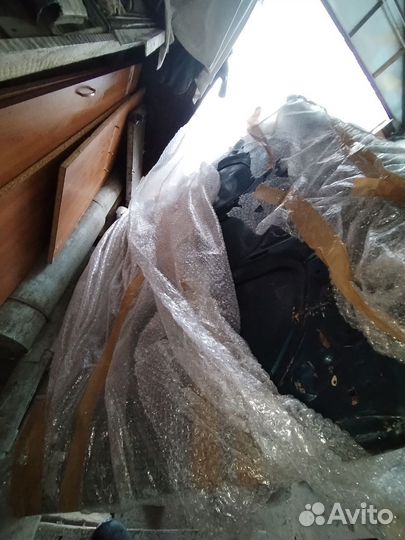 Капот Ford Escort