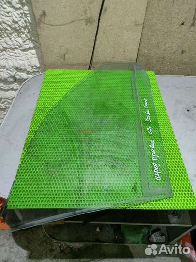 Стекло skoda Octavia tour переднее правое