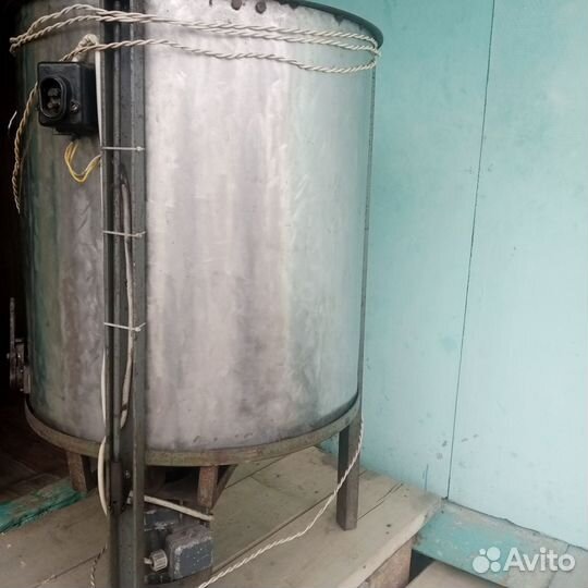 Медогонка электрическая хордиальная с воскопресом