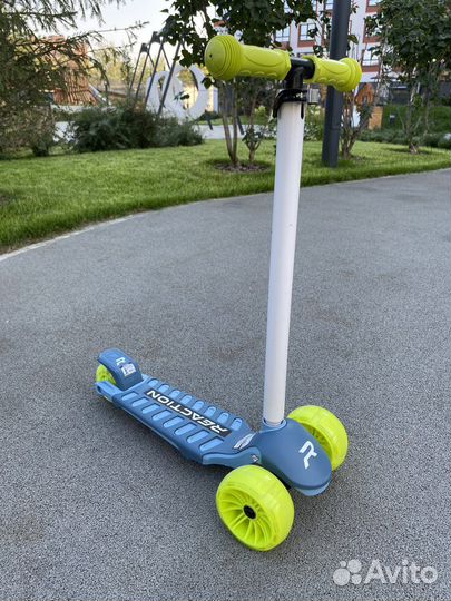 Самокат детский трехколесный