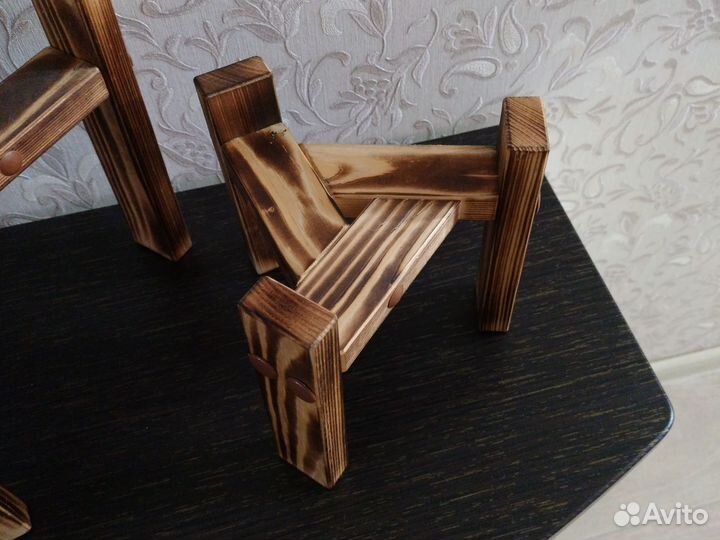 Подставки для цветов (комплект)