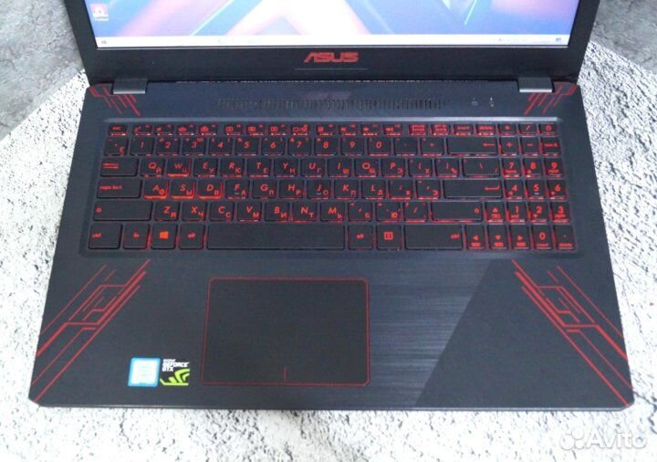 Ноутбук для работы и игр. Доставка