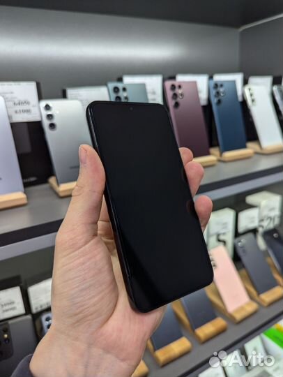 Samsung Galaxy S23, 8/128 ГБ