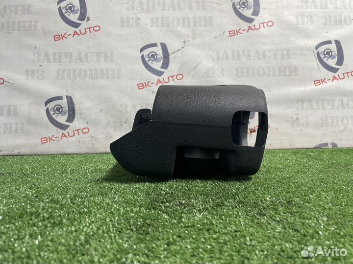 Кожух подрулевой Chevrolet Suburban GMT400