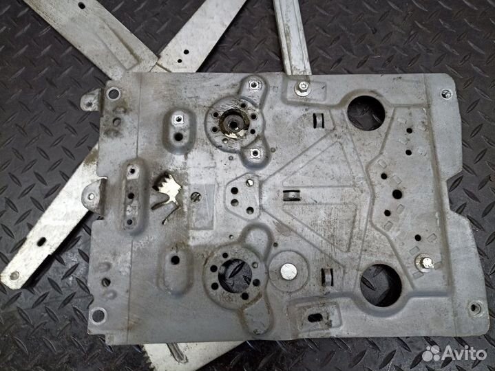 Стеклоподъемник правый Volvo FH, Volvo FM