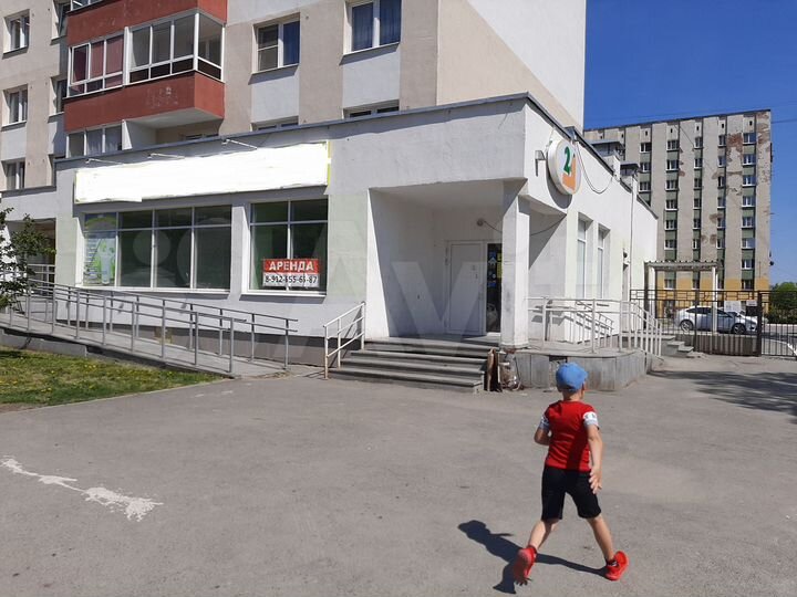 Офис, 183.8 м² (2 входа ) на 1этаже