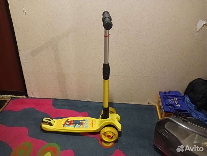 Самокат детский трехколесный