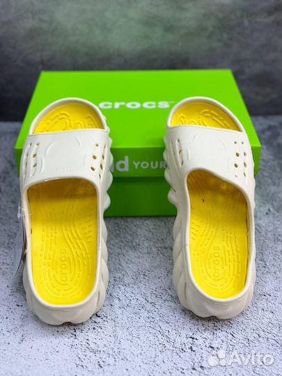 Шлепанцы Crocs