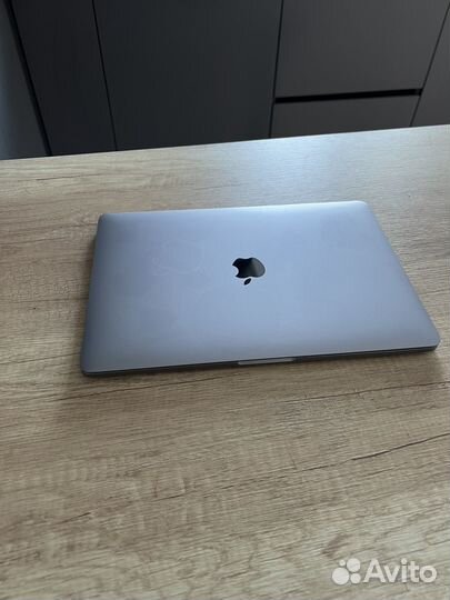 Apple macbook 13 pro 2017