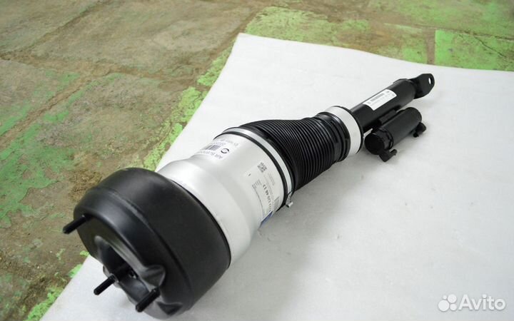 Пневмостойка передняя правая Mercedes S W222 RWD