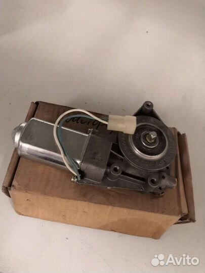 Моторедуктор заслонки отопителя ваз 2110 45.3780