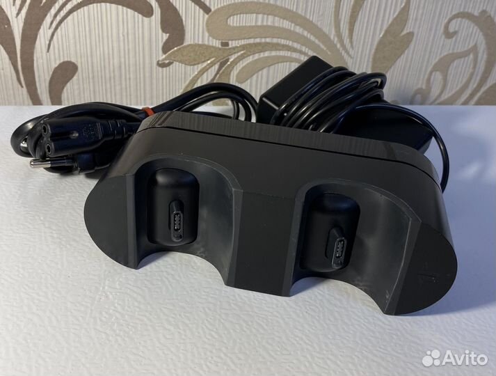 Зарядная станция для геймпадов ps4