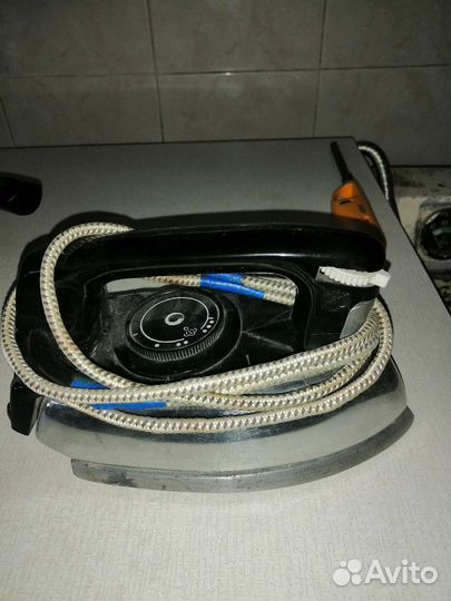 Утюг старинный