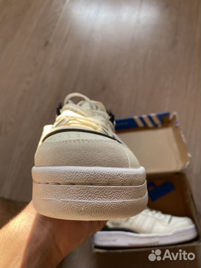 Adidas forum low