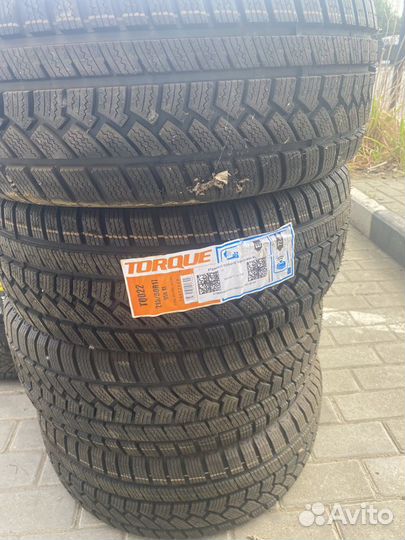 Torque TQ022 215/50 R17 95H